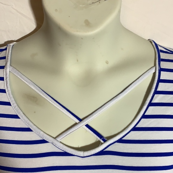 2 for $10 EUC Raisevern tunic size L, white with blue stripes - Picture 2 of 4